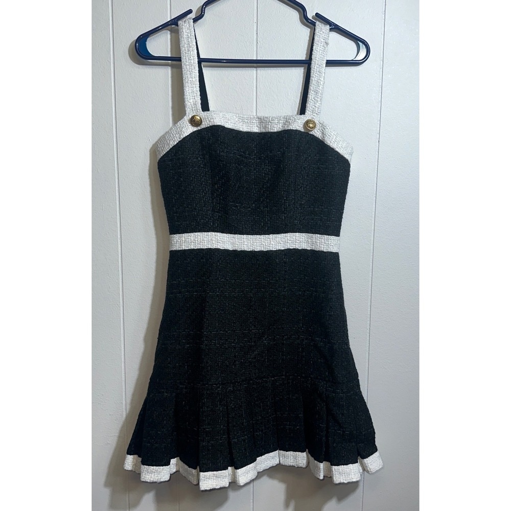 Alice + Olivia Black White Tweed Mini Dress Gold Crest Button Size 0 NWT $395